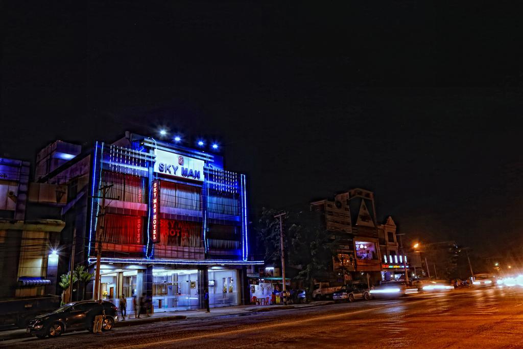 Sky Man Hotel Rangoon Eksteriør billede